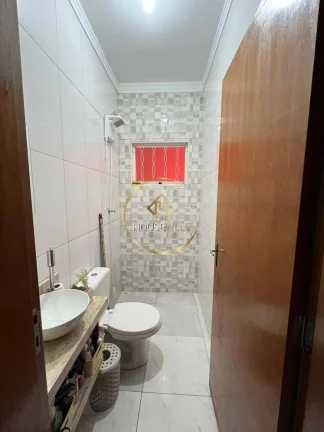 Imagem Casa, 3 Dormitórios, (1suíte), 2 vagas, Jd Santa Rosa, Sjc.