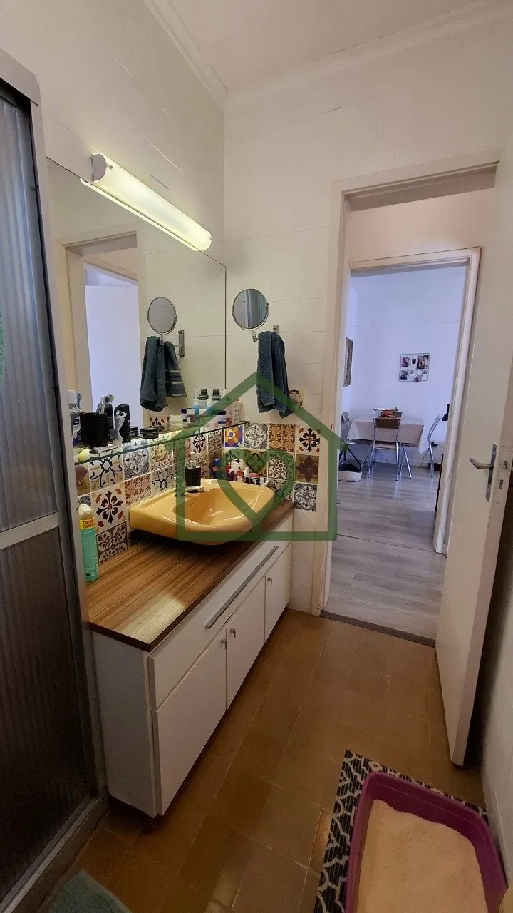 Imagem Apartamento 1 dormitório com vaga no Bairro Passo da Areia, logo atrás do Parque Germânia. Living...