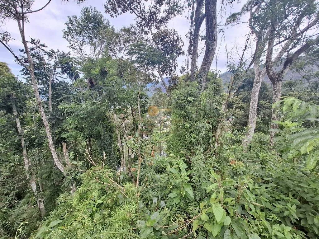 Imagem Terreno em Condomínio para Venda em Teresópolis / RJ no bairro Parque do Imbui