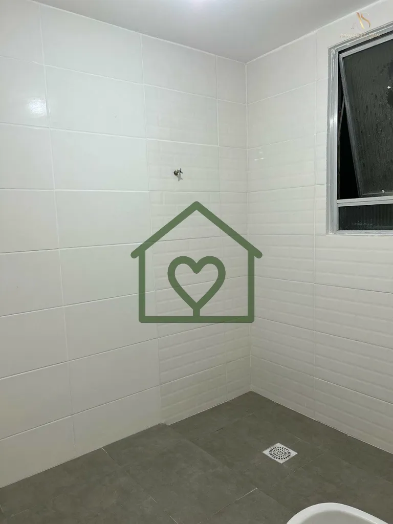 Imagem Apartamento 3 Dormitórios - Totalmente Reformado 
 
Apartamento de frente, com 3 dormitórios, depe...
