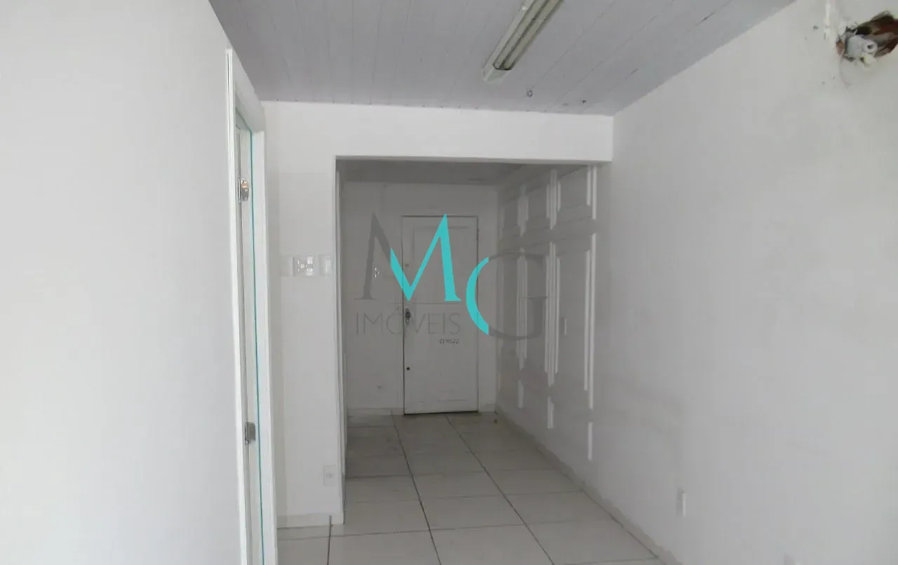 Imagem Sala Comercial à venda, no calçadão de Campo Grande, Rio de Janeiro, RJ