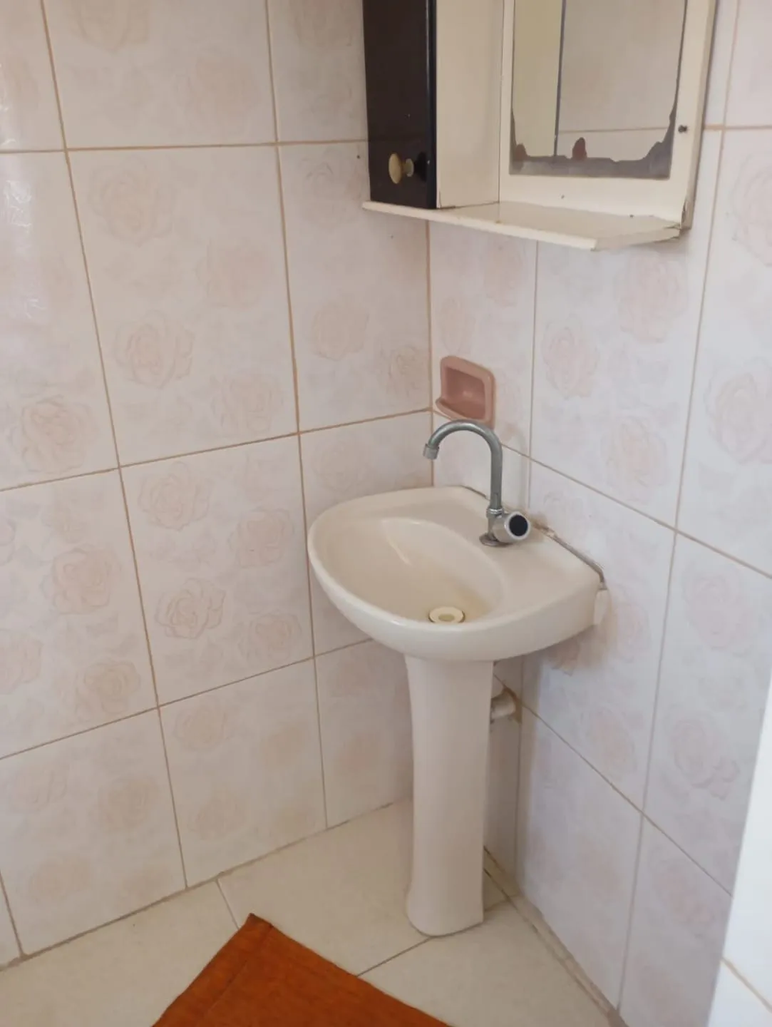 Imagem Sobrado à venda, Residencial e Comercial Laerte Asumpção, Pindamonhangaba, SP