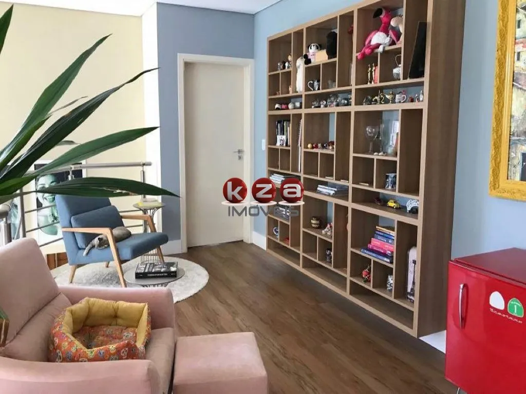 Imagem Casa de luxo em condomínio: 3 quartos, 3 suítes, 3 salas, 5 banheiros, 4 vagas, 334m² em Valinhos-SP no Residencial Reserva das Palmeiras.