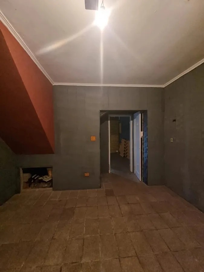 Imagem Sobrado Comercial / Residencial / Misto - 240 m² | Bosque da Saúde