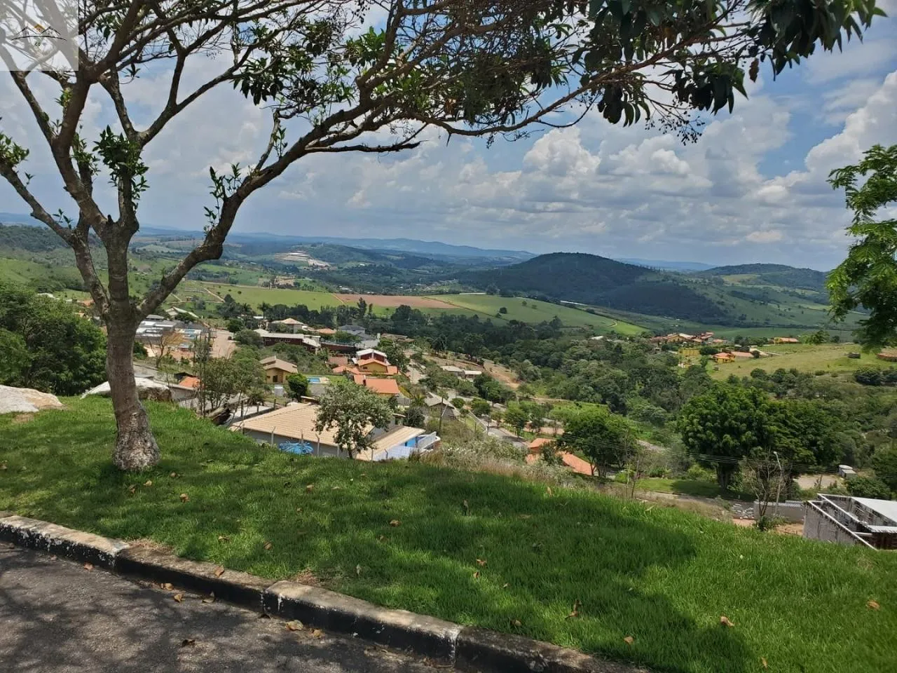 Imagem TERRENO RESIDENCIAL em Atibaia - São Paulo, Loteamento Village de Atibaia