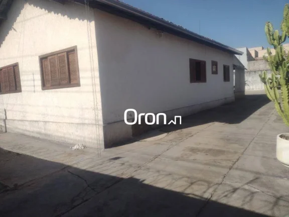 Imagem Casa à venda, 130 m² por R$ 550.000,00 - Setor Orienteville - Goiânia/GO