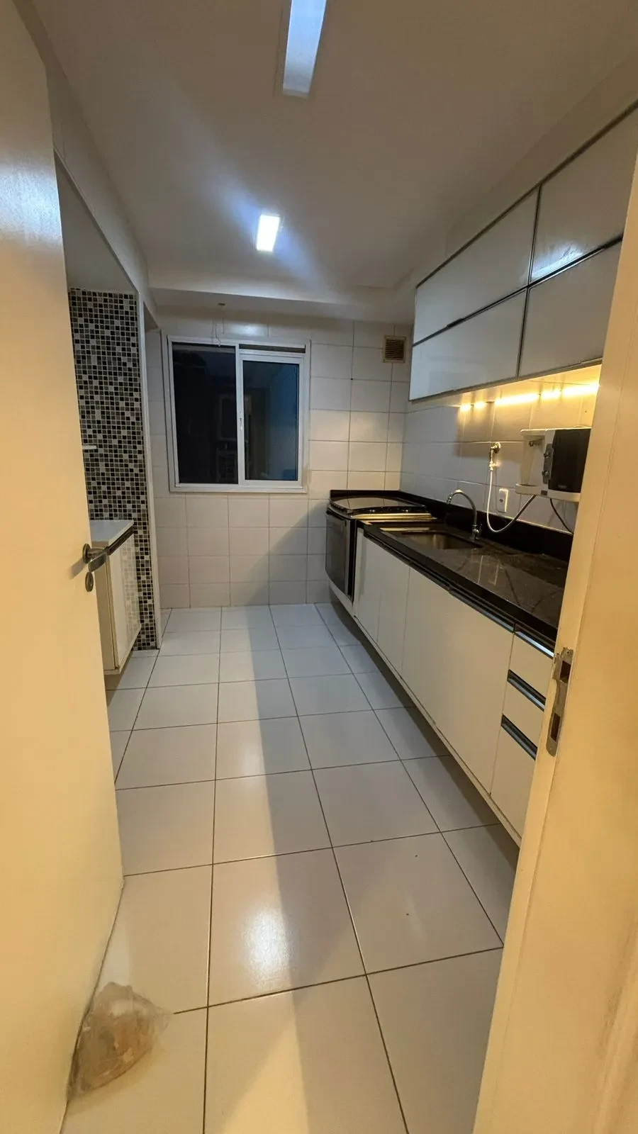 Imagem Apartamento com 4 Quartos à Venda, 141 m² em Alphaville I - Salvador