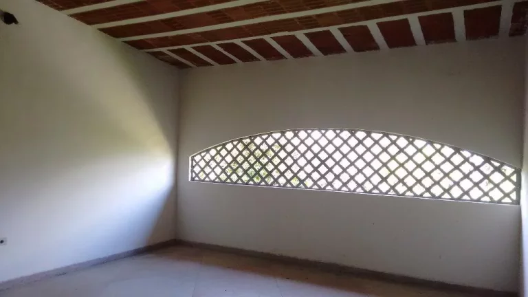 Imagem Casa de 500m² à vendam com 6 suítes, localizada em Aldeia, Camaragibe - Pernambuco.