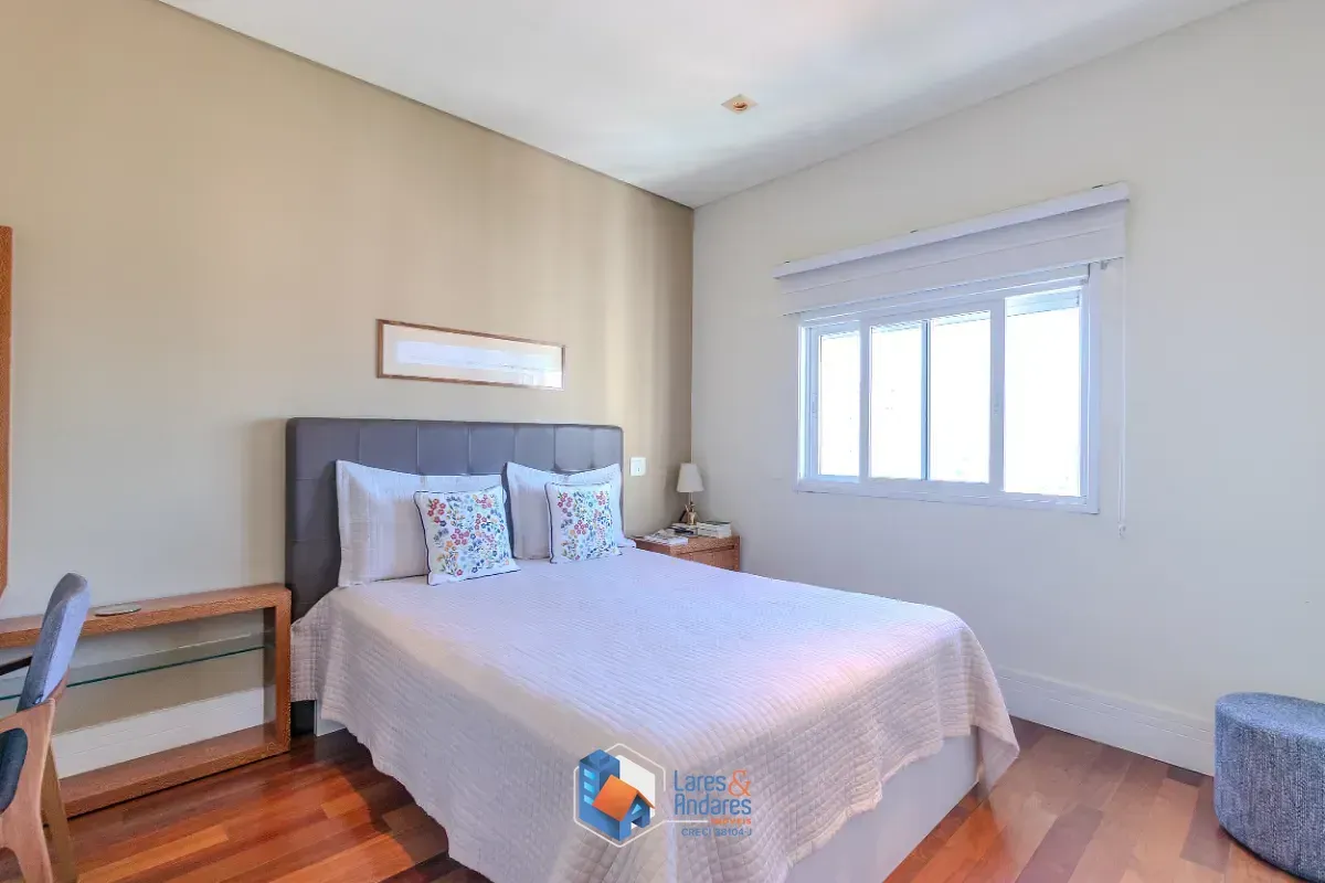 Imagem Apartamento para venda em Campo Belo com 3 quartos, sendo 3 suítes, 161m²