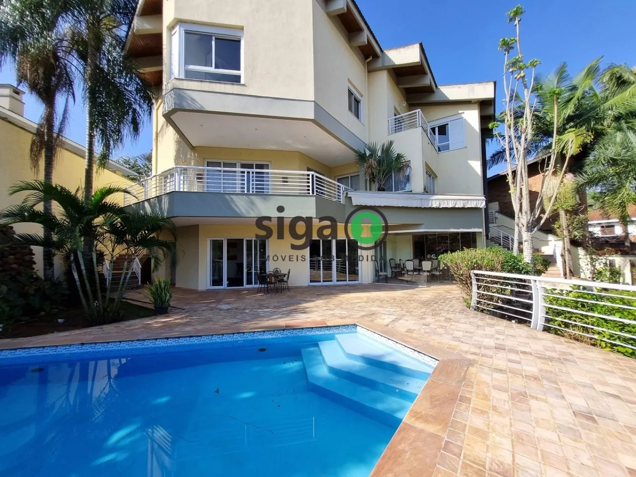 Imagem Casa a venda no Jardim Leonor com 4 quartos