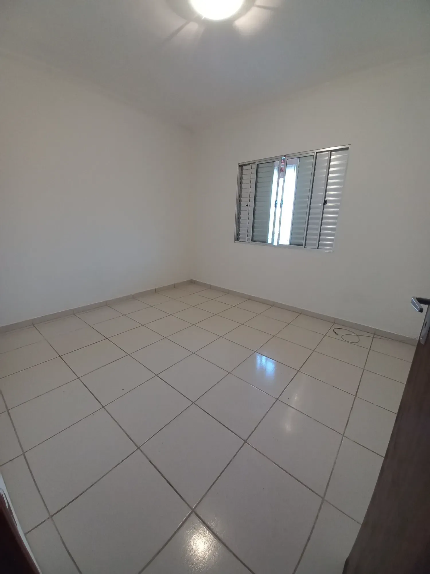 Imagem Casa com 3 Quartos para Alugar, 103 m² em Parque dos Príncipes - Jacareí