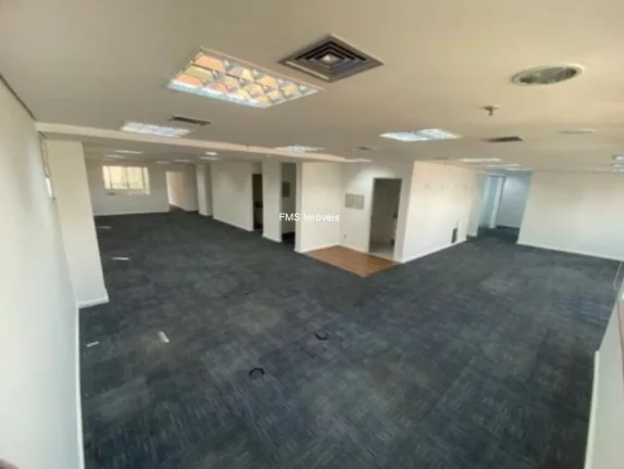 Imagem Conjunto comercial com 360m² no Jd. Paulista.