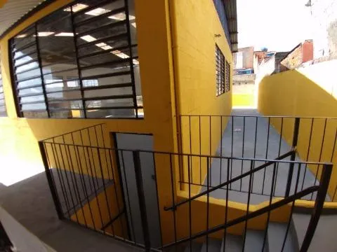 Imagem VENDA DE GALPÃO INDUSTRIAL/COMERCIAL NA VILA FERLÓPOLIS, EM ITAQUAQUECETUBA/SP, A/T 750m², A/C 400m², mezanino, casa de apoio e pátio. CONSULTE-NOS.