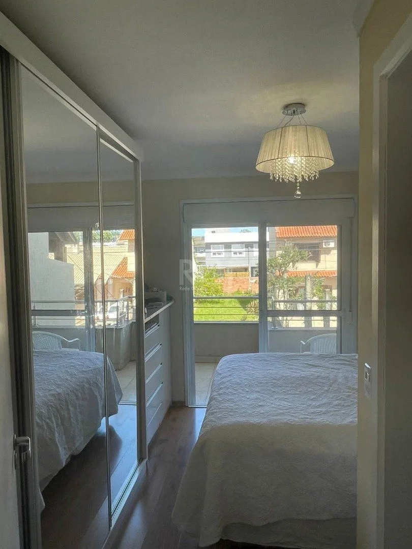 Imagem Sobrado para Venda - 132.69m², 2 dormitórios, sendo 1 suites, 1 vaga - Hípica