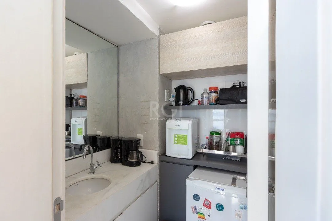 Imagem Conjunto/Sala para Venda - 210m², 0 dormitórios, 5 vagas - Cristal
