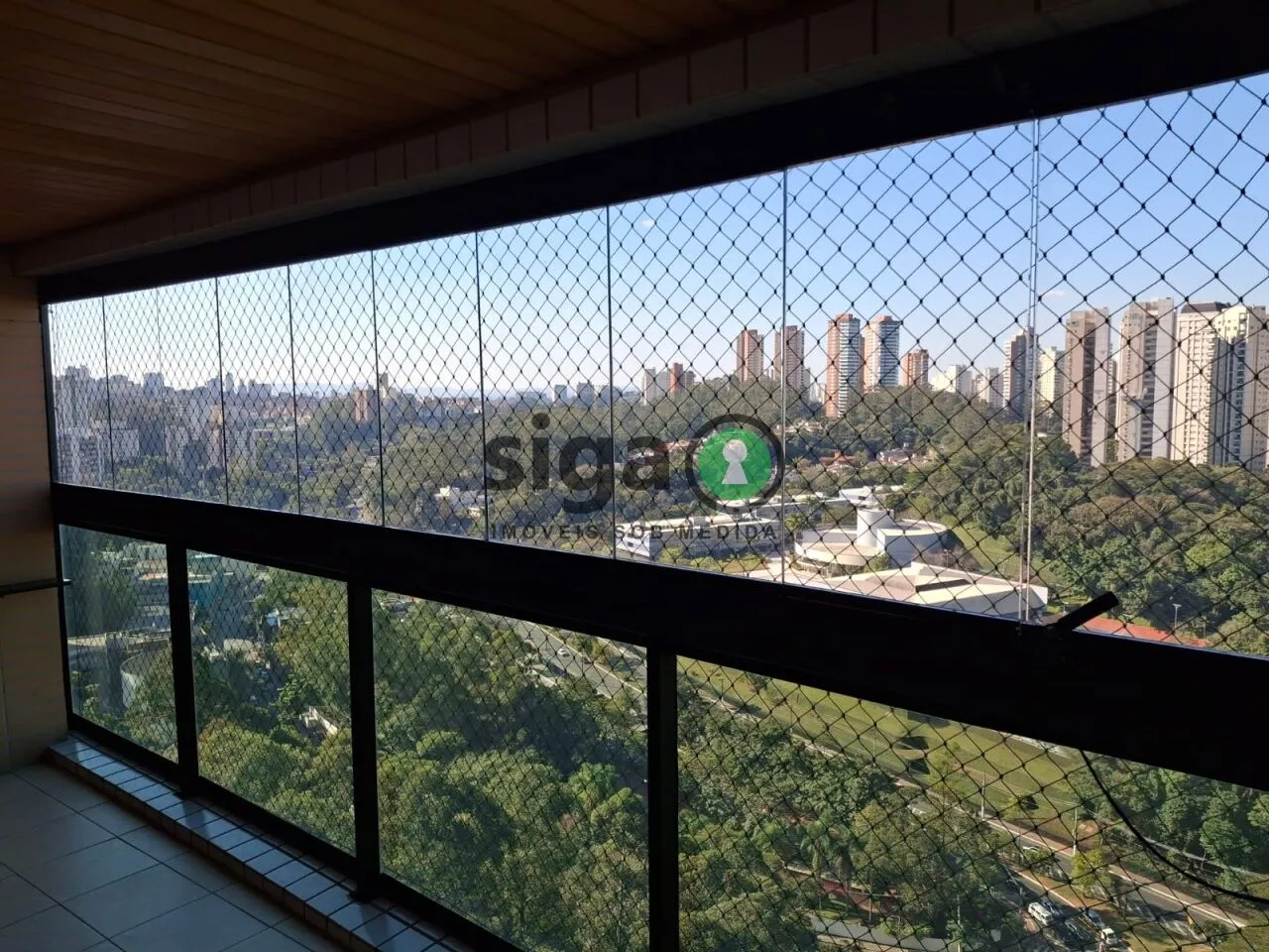 Imagem Apartamento para locação 4 dormitorios, 2 suítes, 3 vagas, 207 metros no Villaggio Panamby-Mobiliado