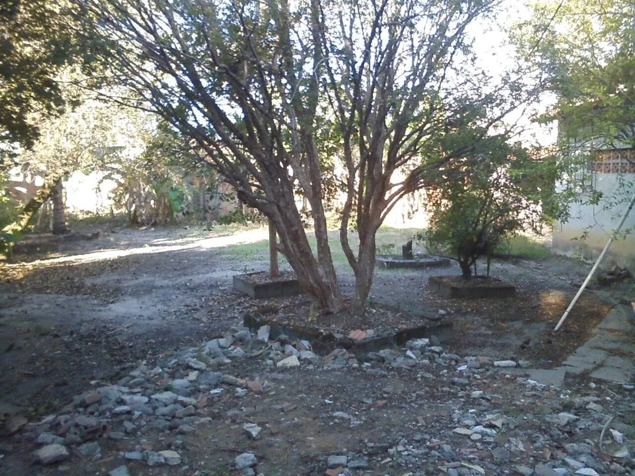 Imagem Terreno à venda 2 Quartos, 2 Vagas, 1700M², Loteamento Residencial Andrade, Pindamonhangaba - SP