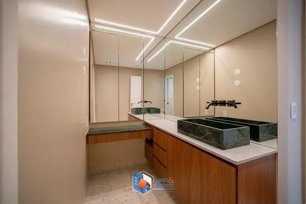 Imagem Apartamento à venda 3 Quartos 3 Suites 3 Vagas 184M² Vila Romana São Paulo - SP