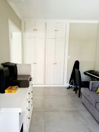 Imagem Apartamento 189 M², 4Q, 1 suíte, 2 salas, 3 banheiros, 3 vagas, piscina aquecida, academia, salão de festas, quadra, face norte, ensolarado.
