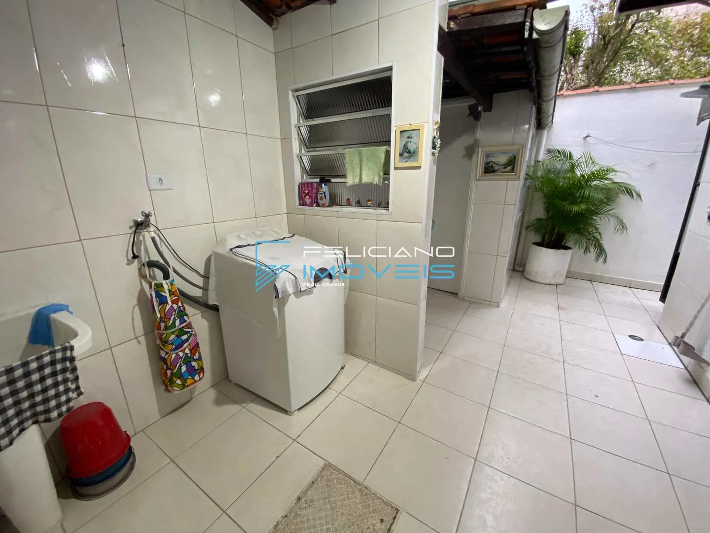Imagem Casa com 2 quartos, Boqueirão, Praia Grande - R$ 650 mil, Cod: 6529