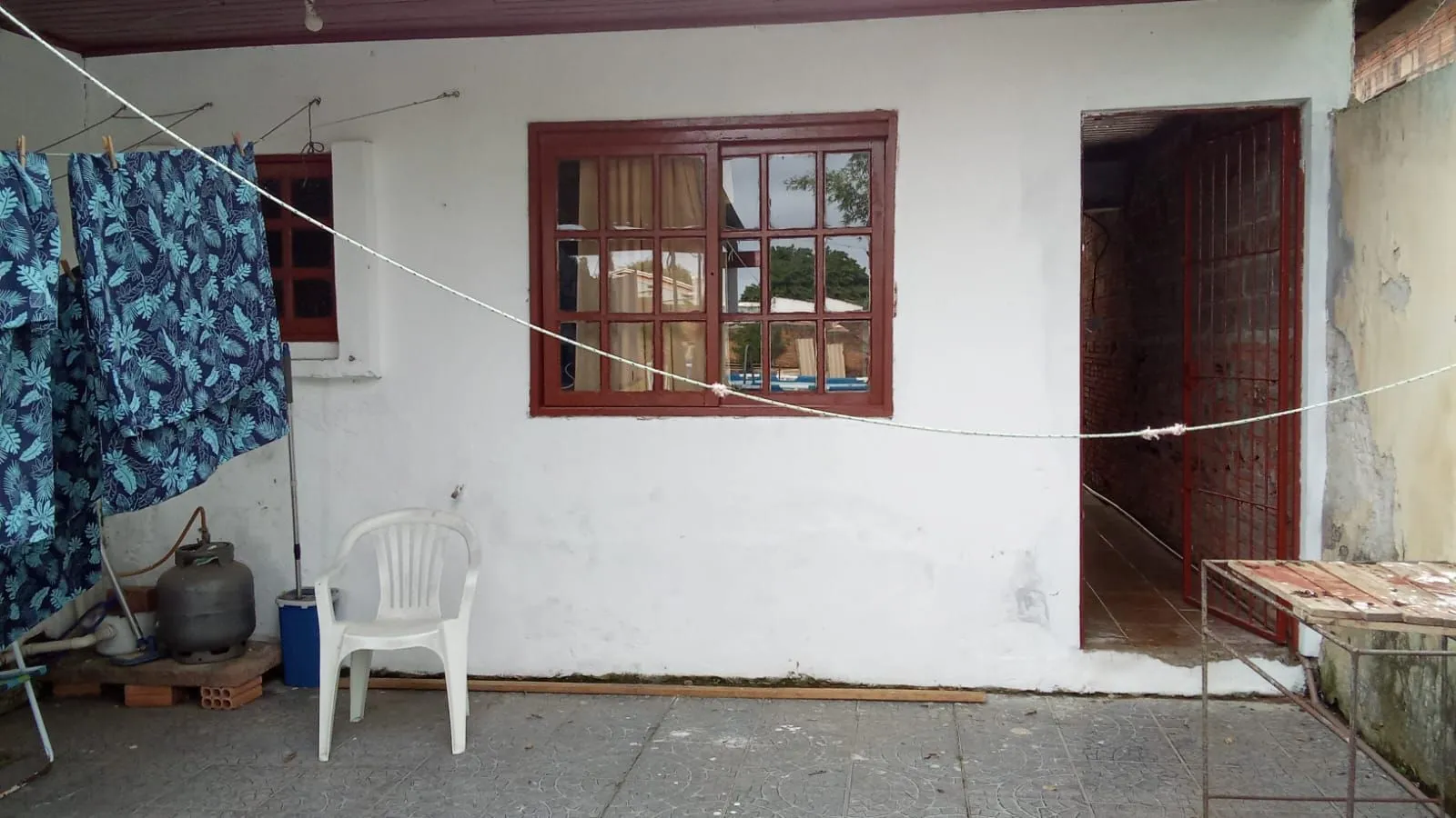 Imagem Casa de 3 dormitórios a Venda no Bairro Ponta Grossa - Porto Alegre