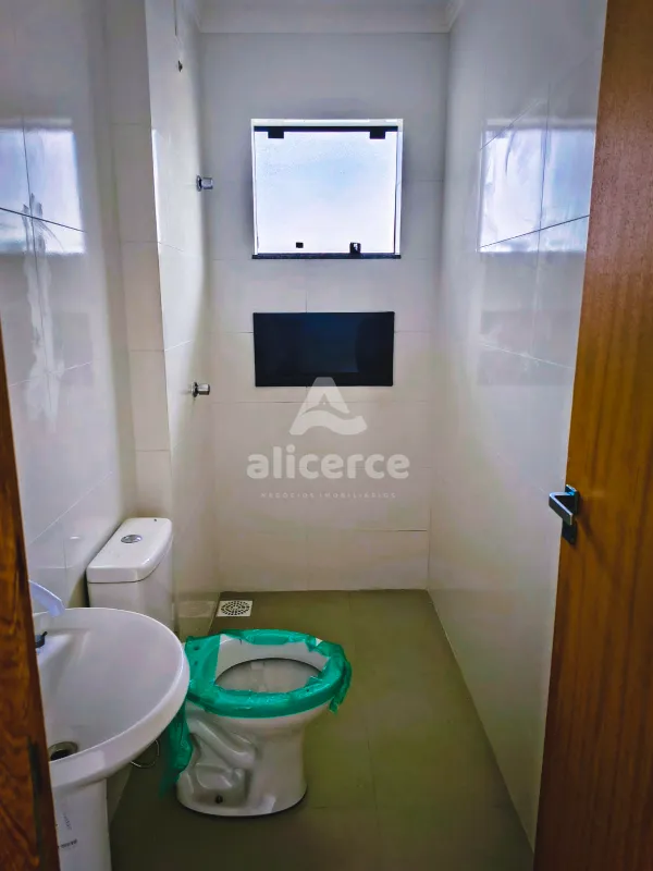 Imagem Sobrado à venda com 2 quartos 2 suítes, 78m² em Areias São José
