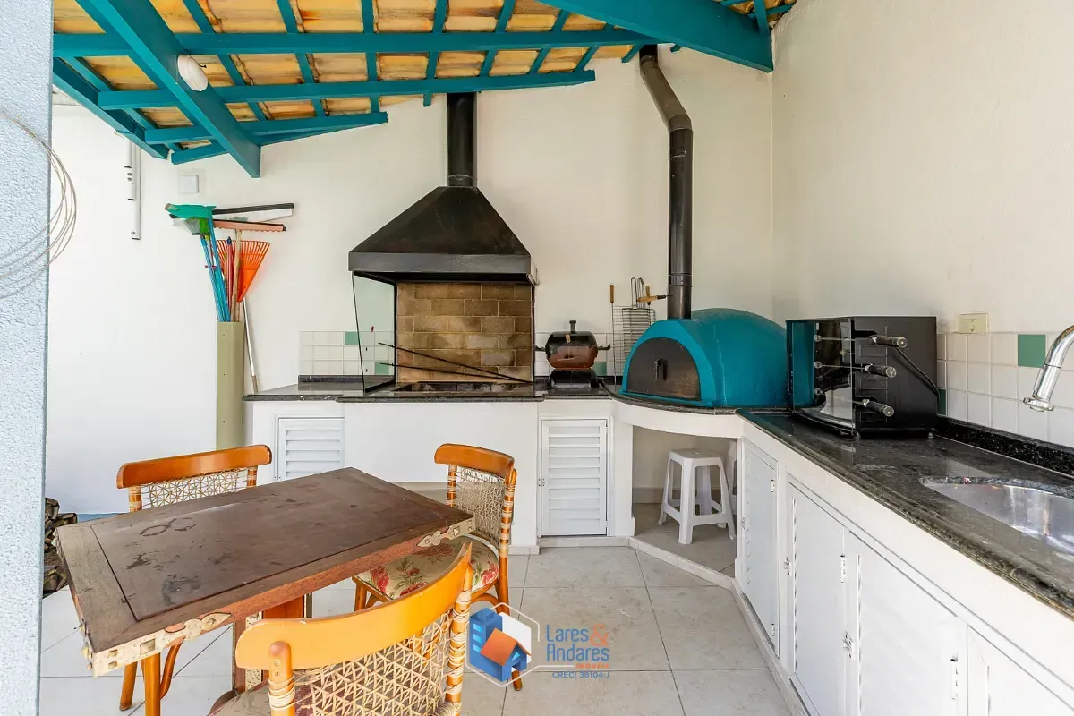 Imagem Casa para venda em Bosque da Saúde com 5 quartos, sendo 3 suítes, 378m²