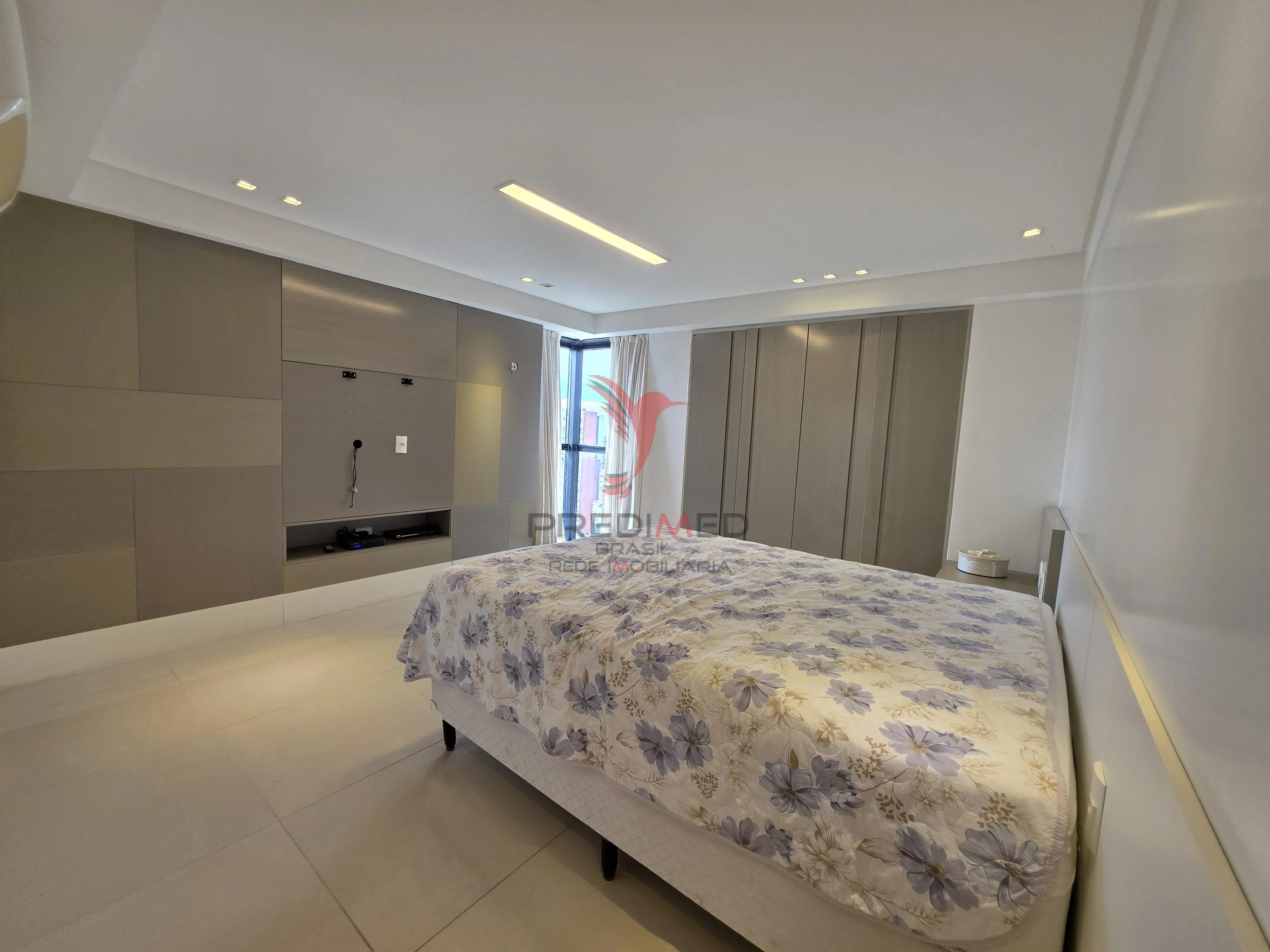 Imagem Apartamento Mobiliado de Alto Padrão no Aeroclube com Vista Deslumbrante para o Mar
