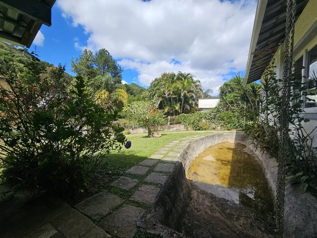 Imagem Casa para Venda em Teresópolis / RJ no bairro Albuquerque