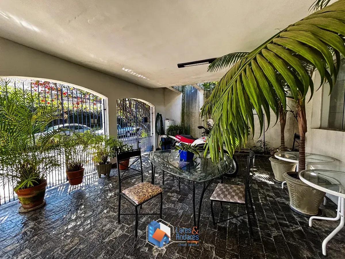 Imagem Sobrado para venda em Jardim Hípico com 3 quartos, sendo 1 suíte, 143m²