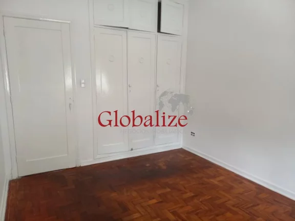 Imagem Apartamento à venda com 2 dormitórios no bairro da Vila Belmiro em Santos por R$ 305.000,00