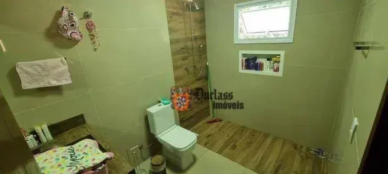 Imagem Sobrado com 4 dormitórios à venda, 417 m² por R$ 1.600.000,00 - Salsalito - Mairiporã/SP