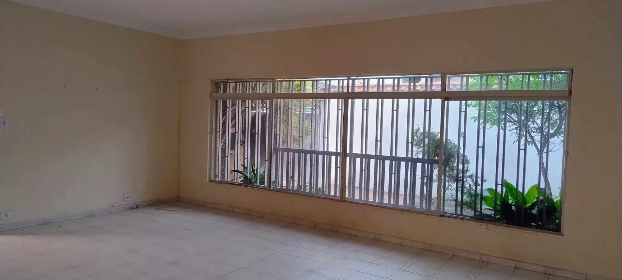 Imagem Casa com 2 Quartos à Venda, 160 m² em Vila Adelaide Perella - Guarulhos