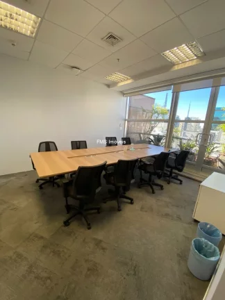 Imagem Conjunto comercial mobiliado com 365m² na Alameda Santos