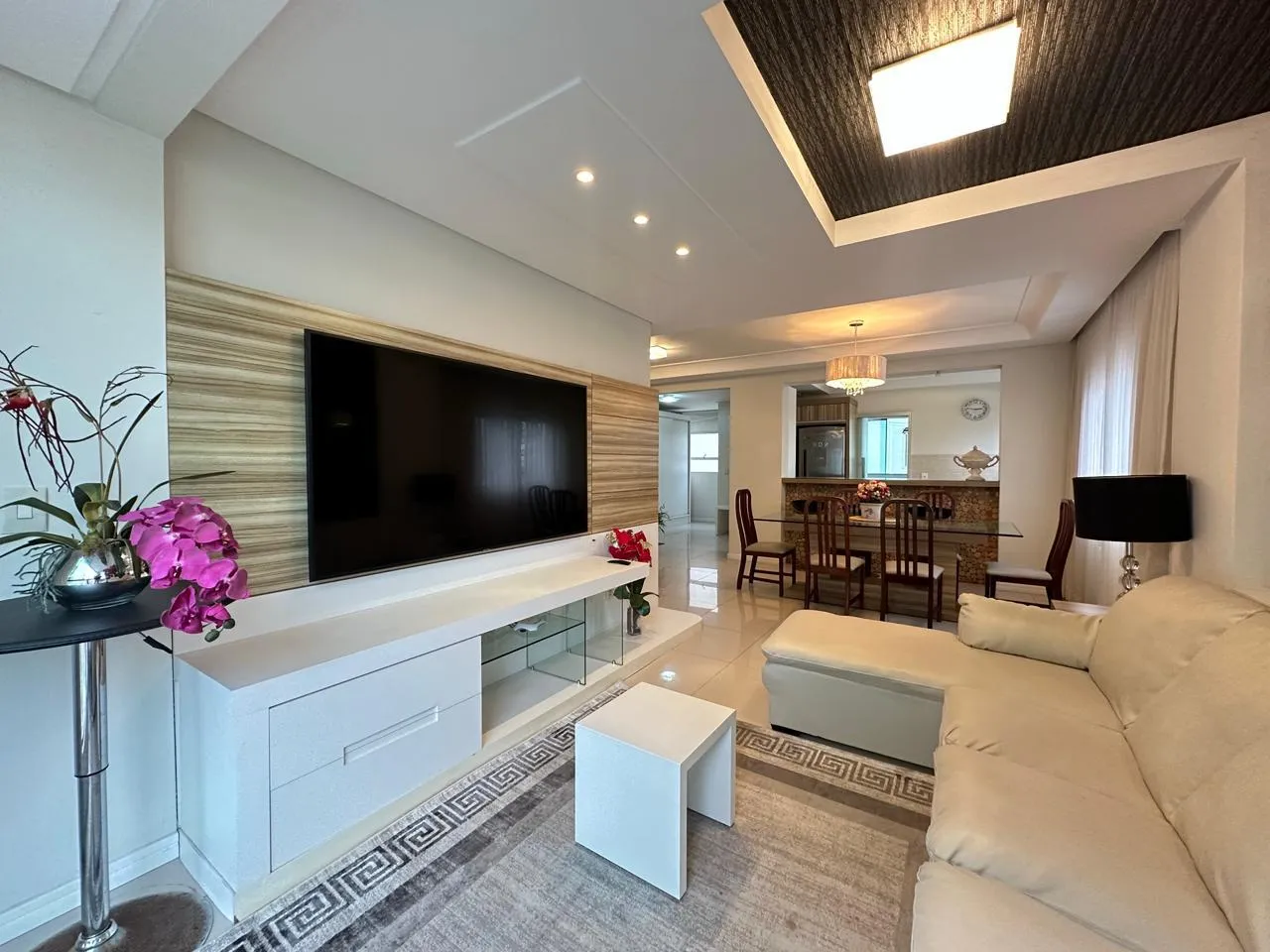 Imagem Apartamento com vista para o mar à venda com 120m2 por R$ 2.440.000,00