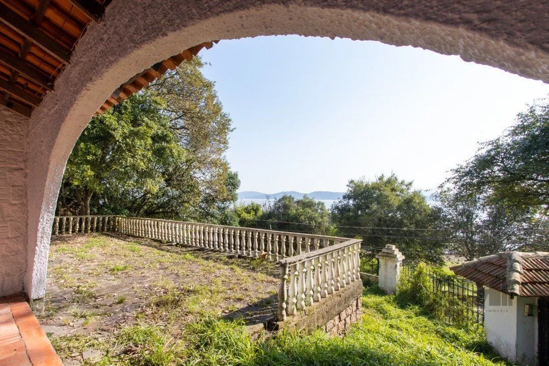 Imagem Casa em Belém Novo