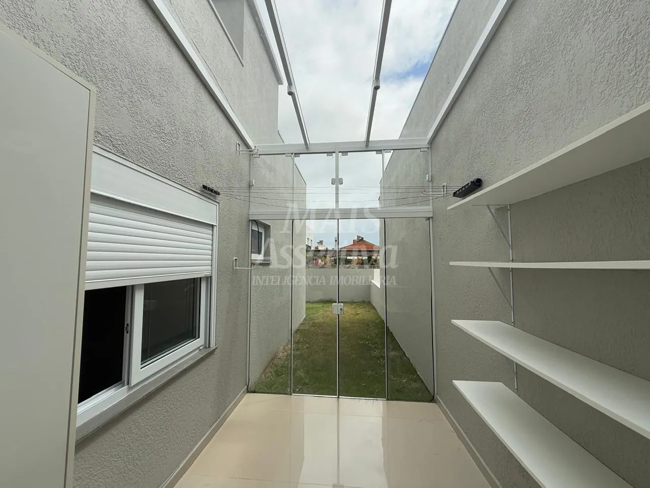 Imagem Excelente casa geminada à venda no Balneário Noiva do Mar em Xangri-Lá - Semi Mobiliada