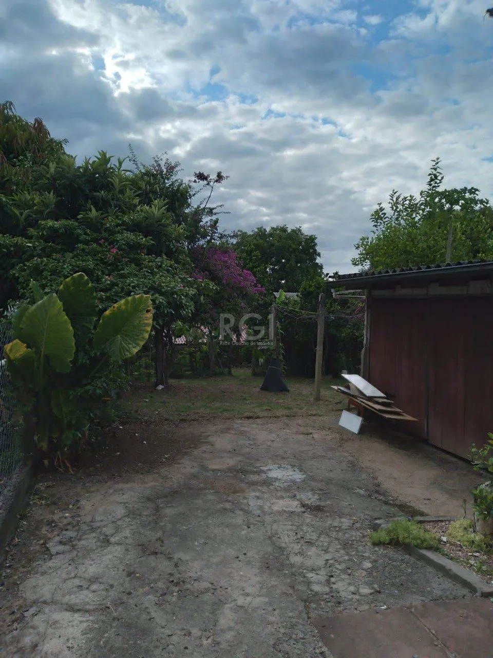 Imagem Casa em Belém Novo