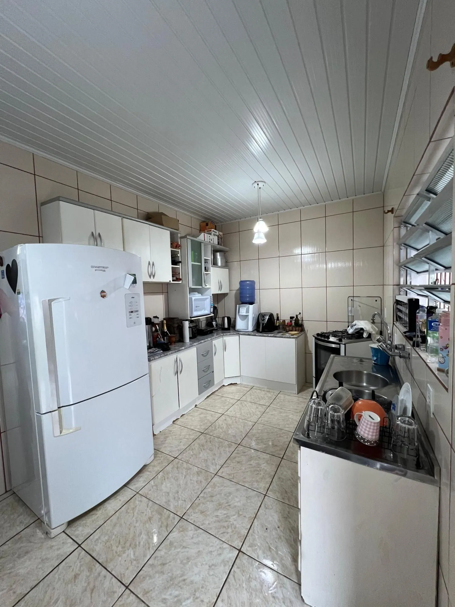 Imagem Casa Residencial Semimobiliada com 2 Suítes e Piscina em Viamão, RS