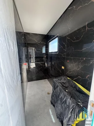 Imagem Sobrado Triplex Alto Padrão, 03 suítes com piso aquecido, em São José dos Pinhais PR