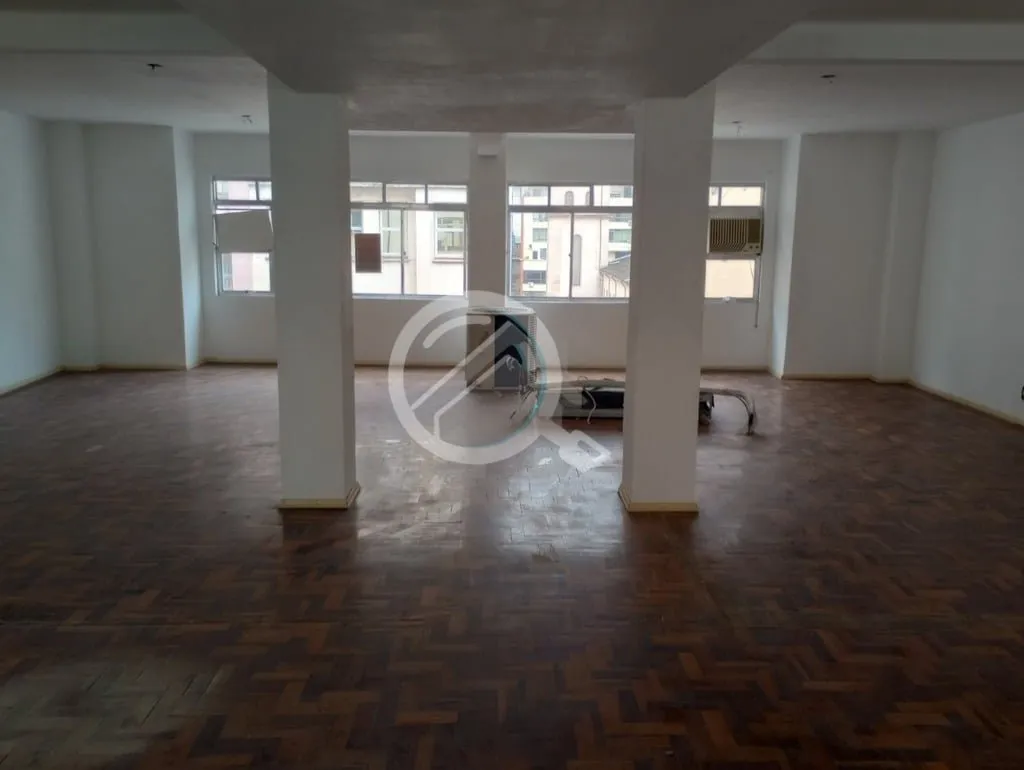 Imagem Vendo sala comercial de 80M², 2 banheiros, na Rua Dr Flores esquina Rua dos Andradas, excelente pon...