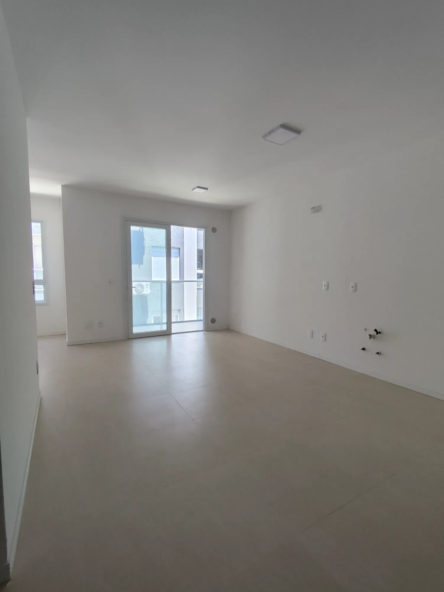 Apartamento com 2 Quartos à Venda, 82 m² em Cachoeira do Bom Jesus - Florianópolis