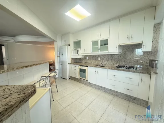 Imagem Apartamento Zona Central para Venda em Balneário Camboriú, CENTRO, 3 dormitórios, 1 suíte, 2 banheiros, 2 vagas