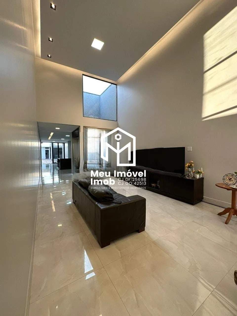Imagem Casa 4 Qts 3 Suítes 4 Vagas 460m² Rua 10/12 Vicente Pires