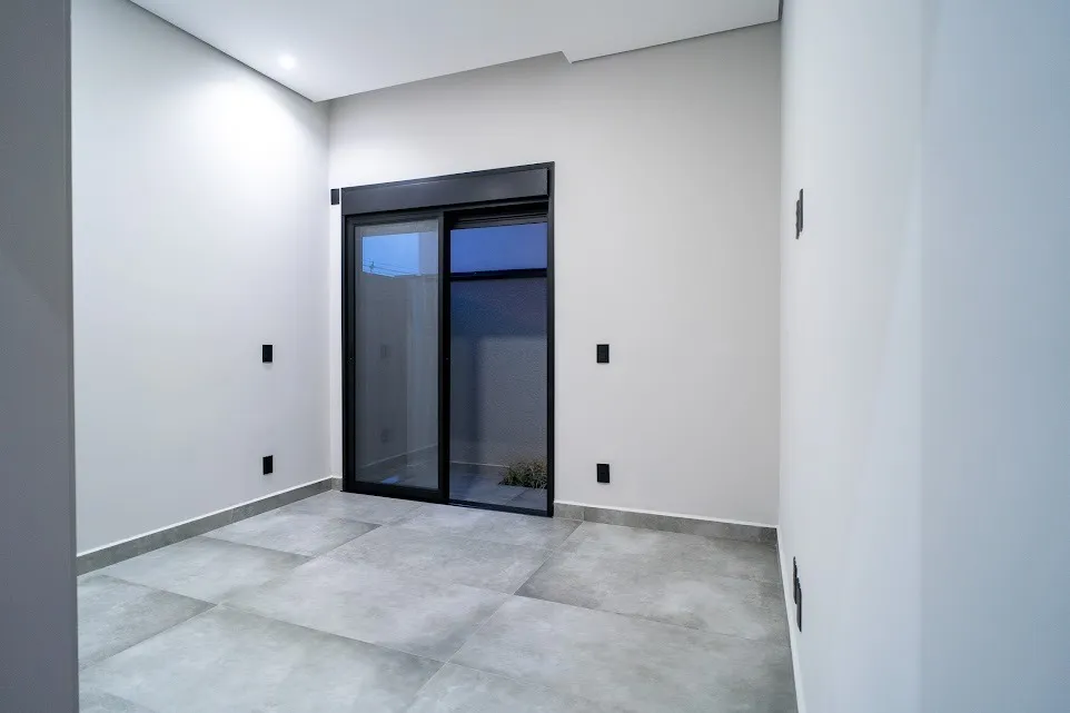 Imagem Casa 3 Suítes térrea Condomínio Residencial Chácara Ondina
