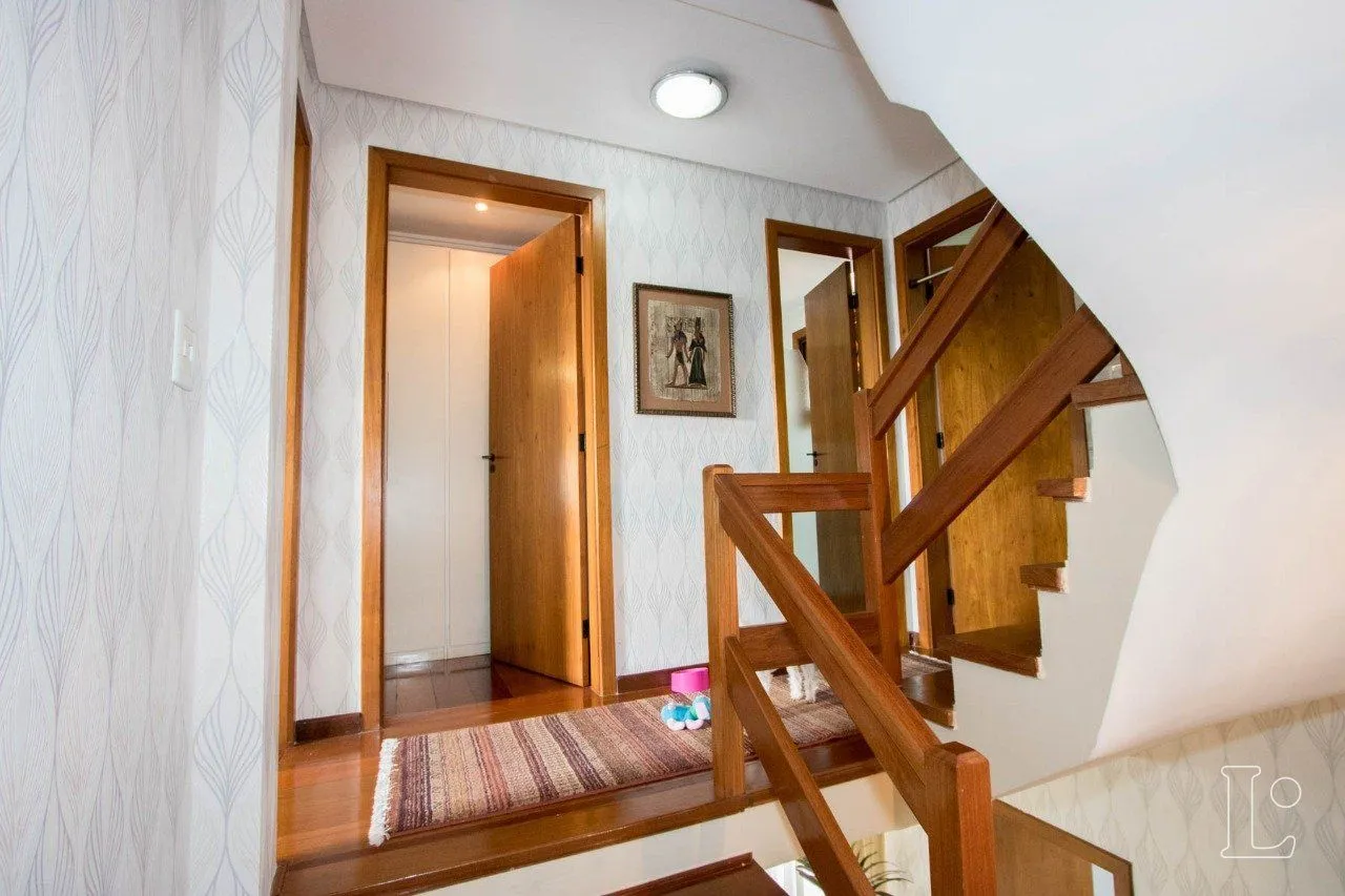Imagem Casa Condominio para Venda - 382.86m², 4 dormitórios, sendo 2 suites, 4 vagas - Cristal