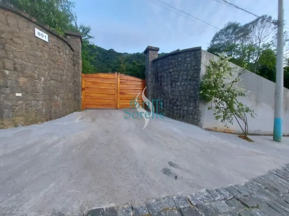 Imagem Terreno com casa e chalé construído à venda em Ubatumirim - Ubatuba/SP.