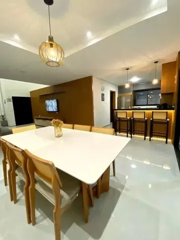 Imagem Casa de Luxo no Condomínio Jardim Europa - Viva o Sonho da Elegância e Conforto