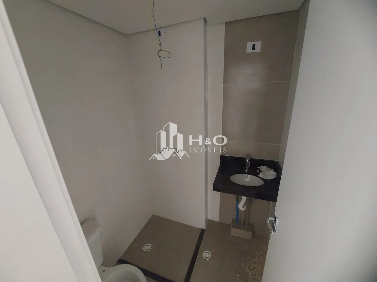Imagem Apartamento à Venda no Tatuapé - 2 Dormitórios, Varanda e Salão de Festas