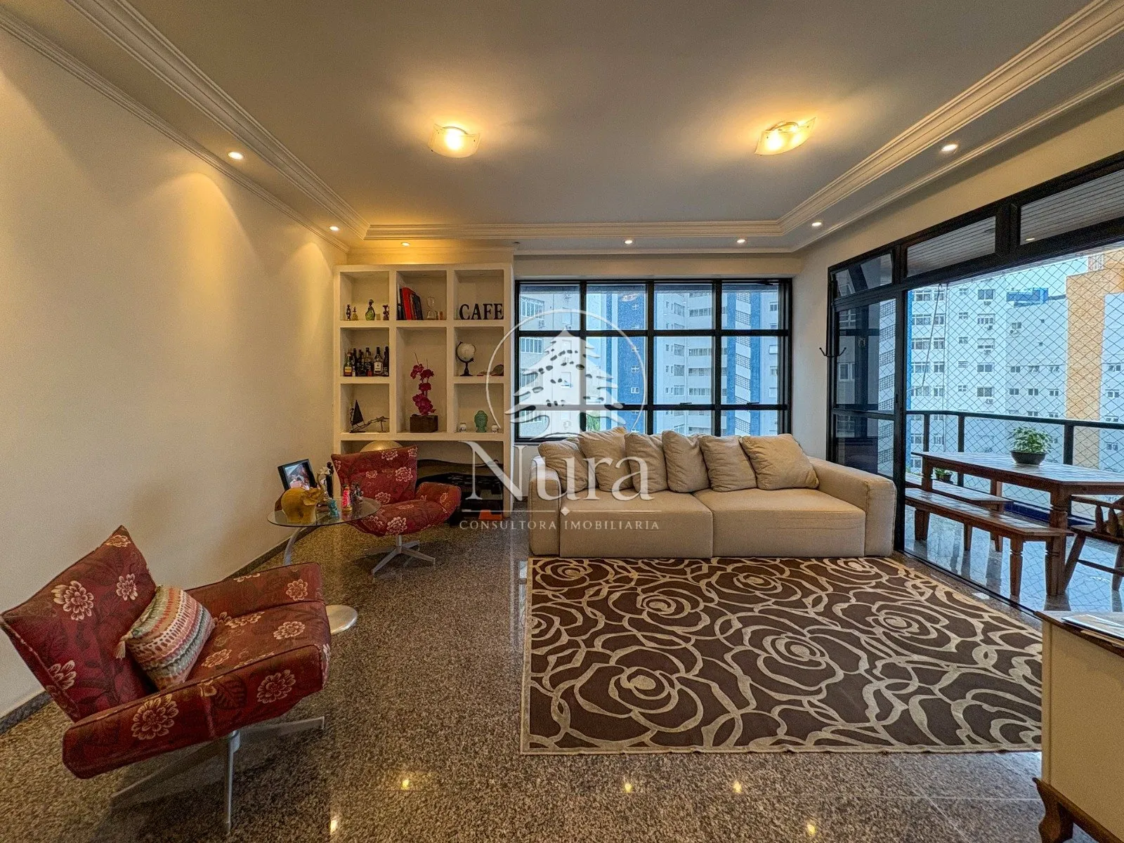 Imagem Apartamento de 3 quartos, 177m² no bairro Ponta da Praia, em Santos